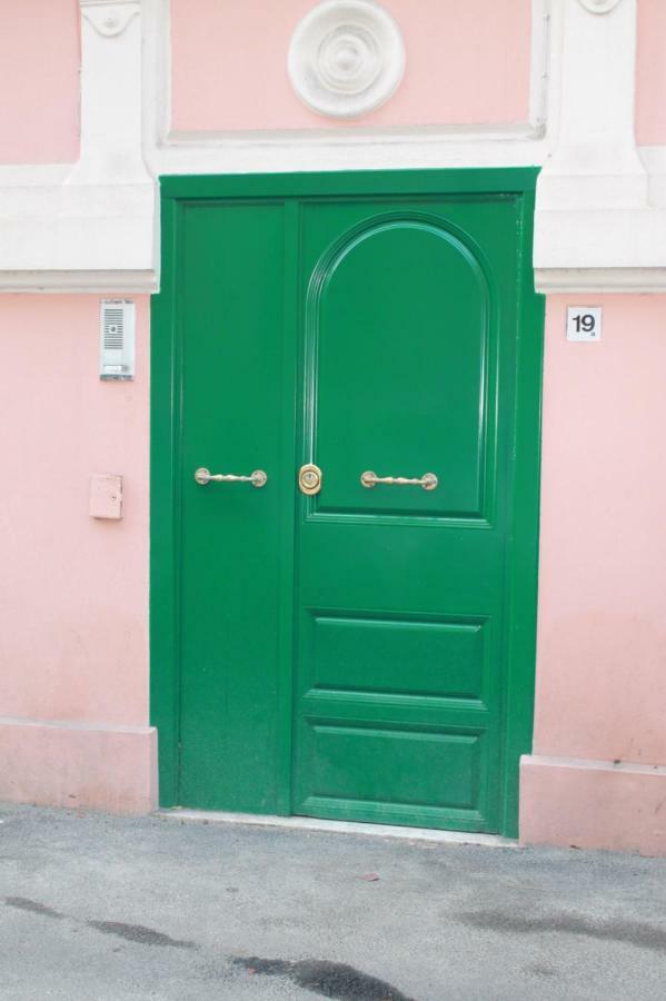 Elly'S Loft Apartment Rome Exterior photo